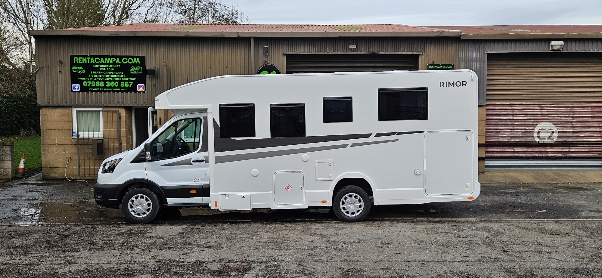 Rimor kilig 66, 4 Berth, Automatic Motorhome Rentacampa